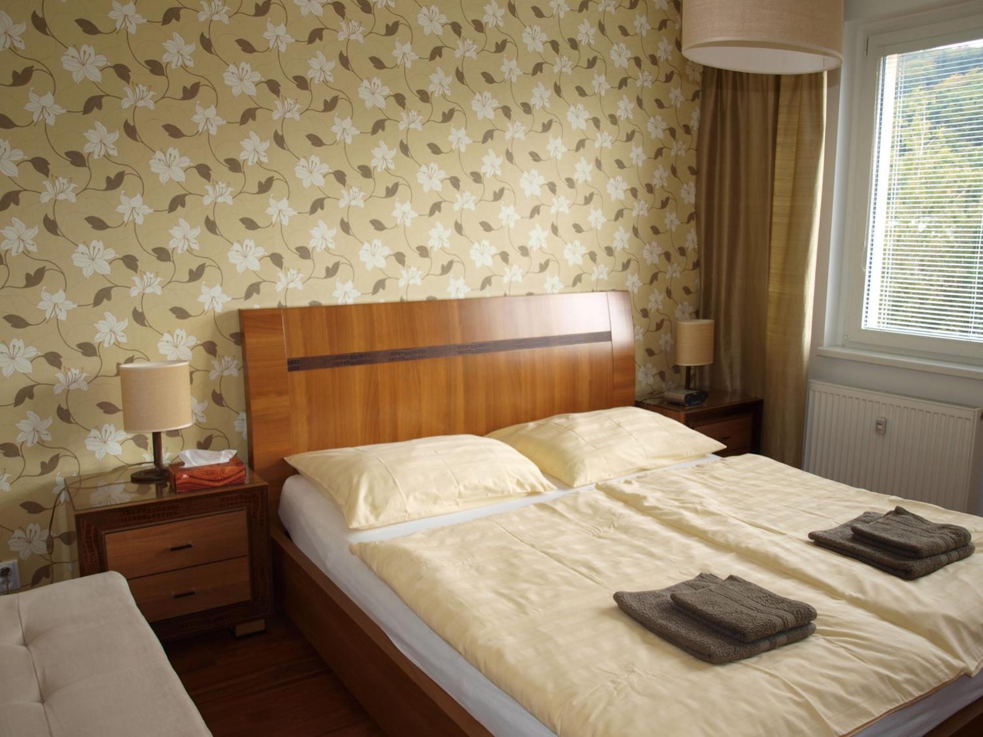 Apartman Drahovice Karlsbad Exteriör bild